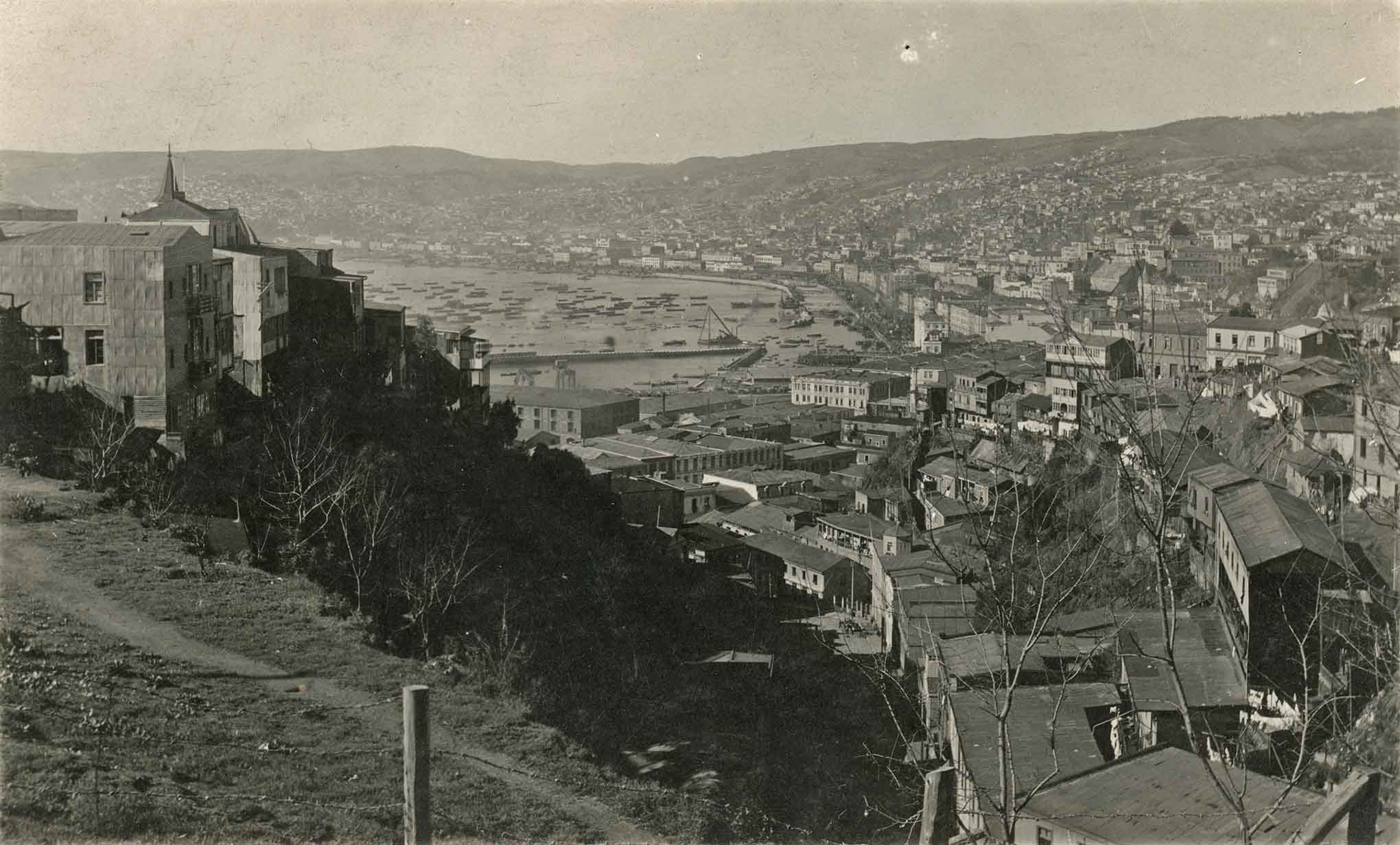 Construcción de relleno de Valparaíso en 1920
