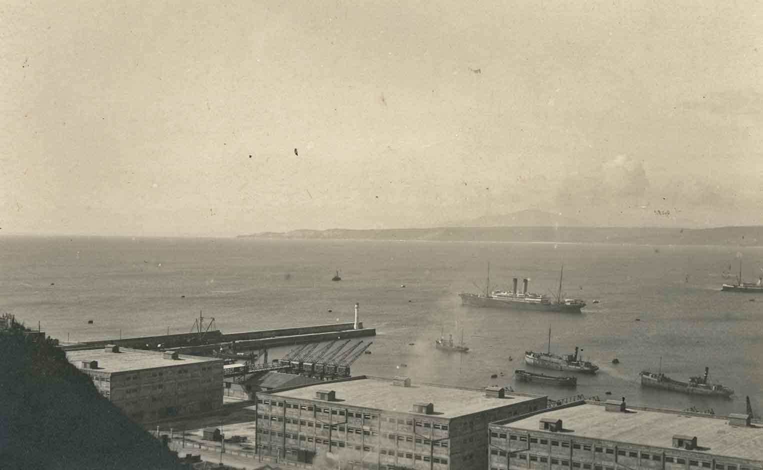 Bahía de Valparaíso en 1924