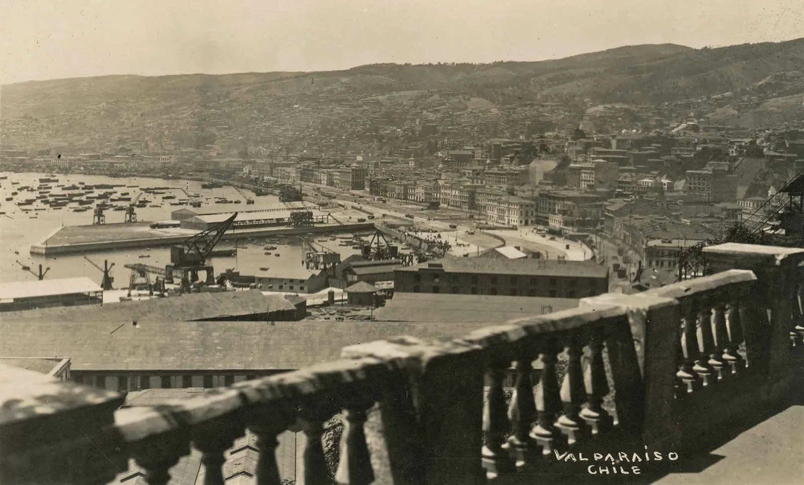 Vista de Valparaíso en 1920