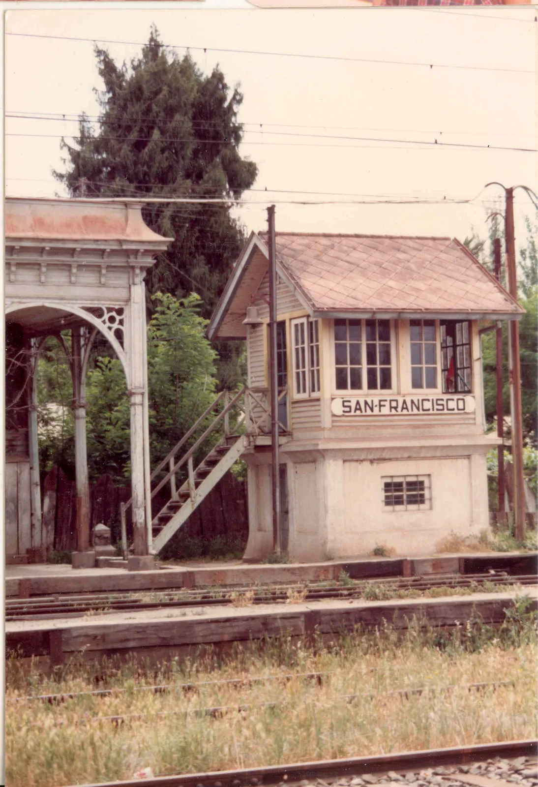 Estación de tren, San Francisco de Mostazal, 1980
