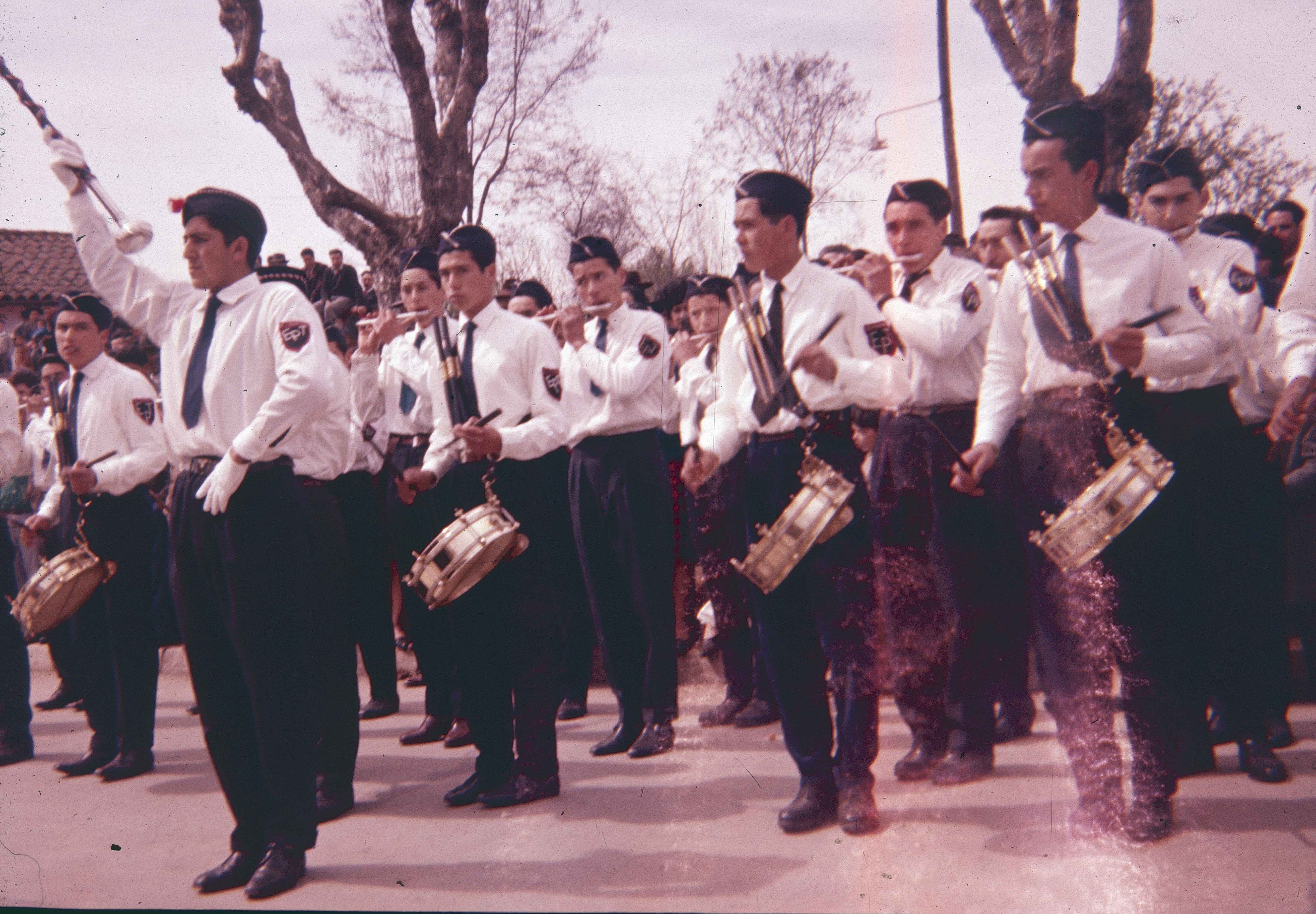 Desfile en Teno en los años 60