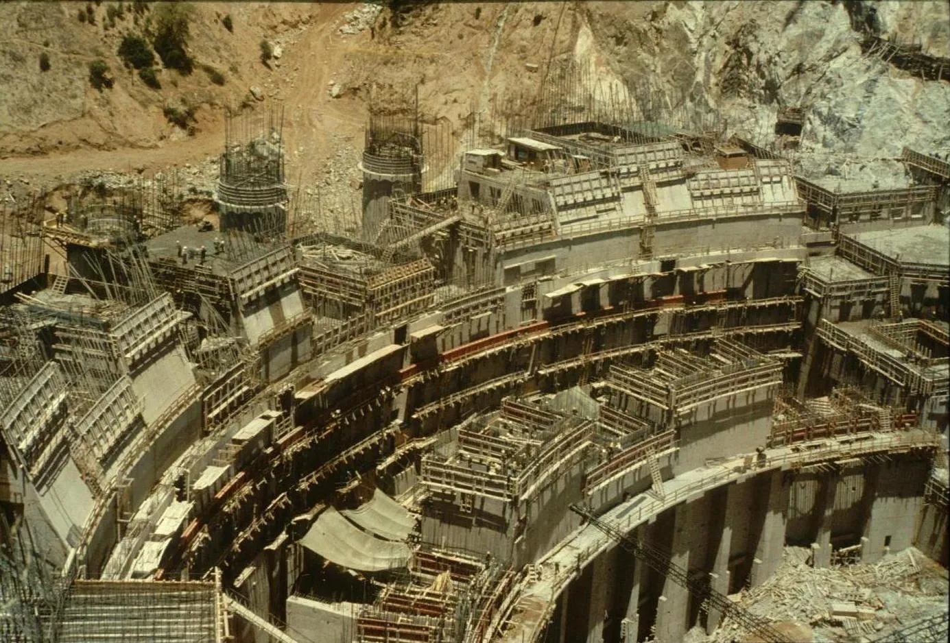 Central Rapel en construcción, 1965