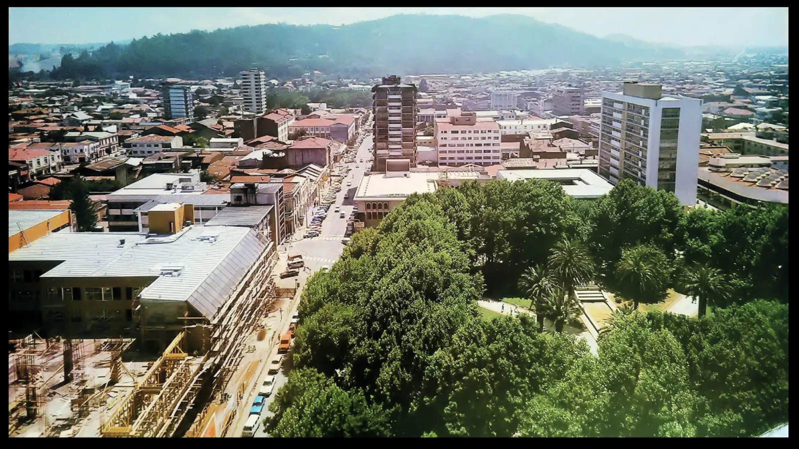 Plaza Aníbal Pinto de Temuco en 1980