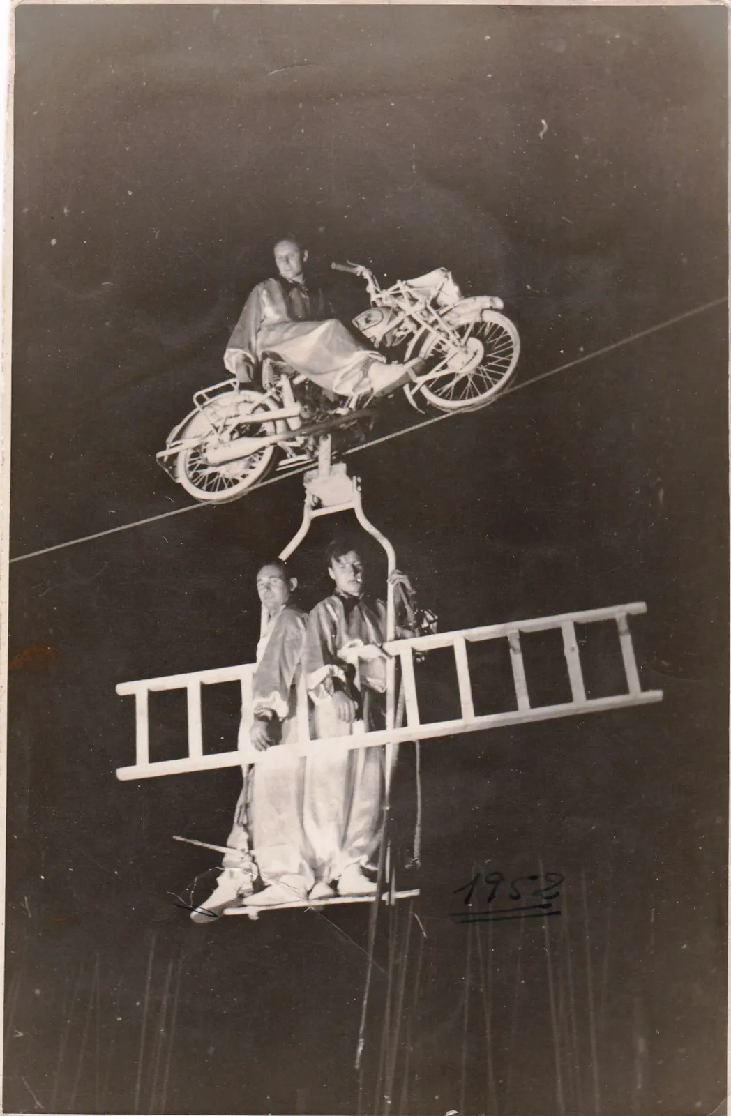 Equilibristas alemanes en Santiago, 1952