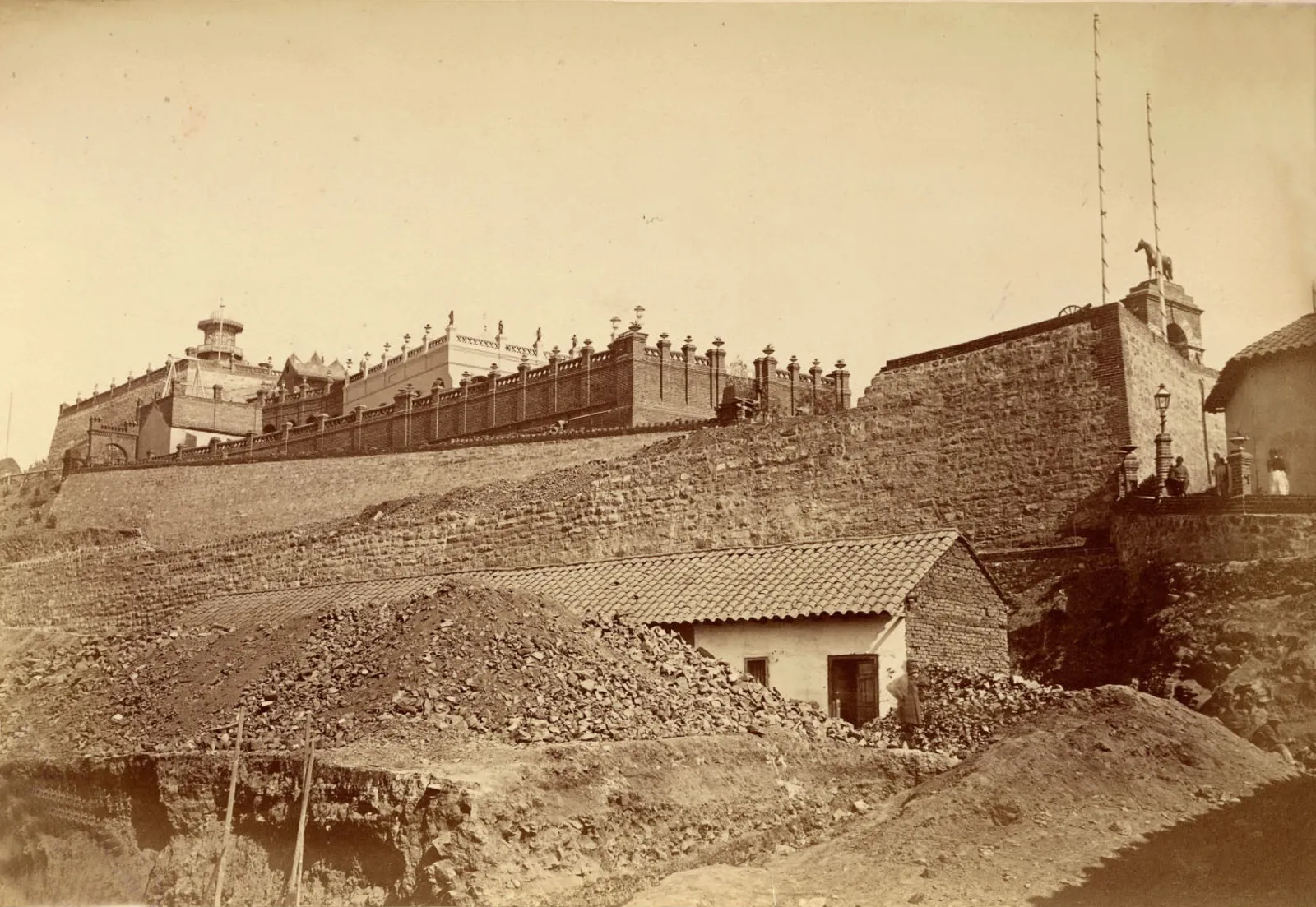 Vista desde el Oriente, Cerro Santa Lucía, 1874