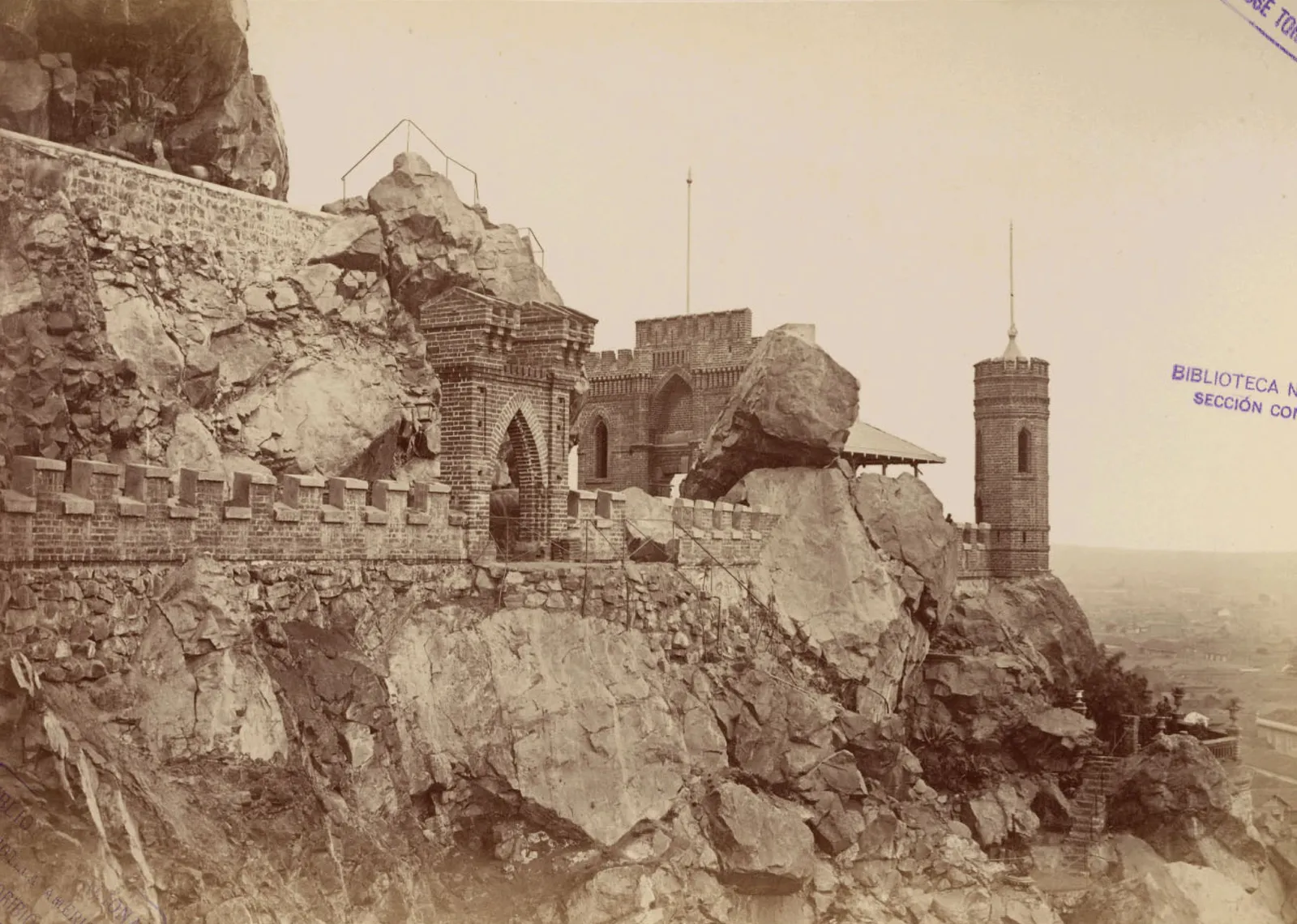 La Portada del Sendero de la Cascada, Cerro Santa Lucía, 1874