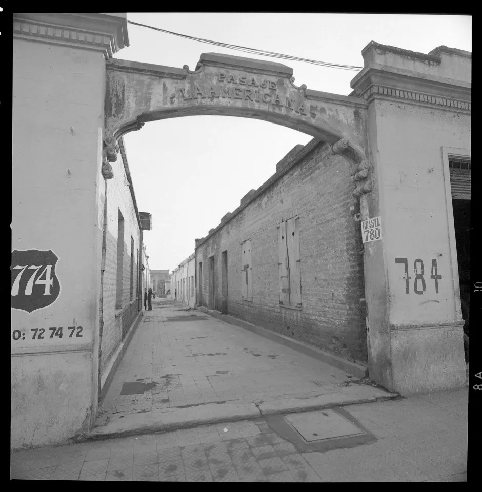 Pasaje La Americana, Santiago en 1977