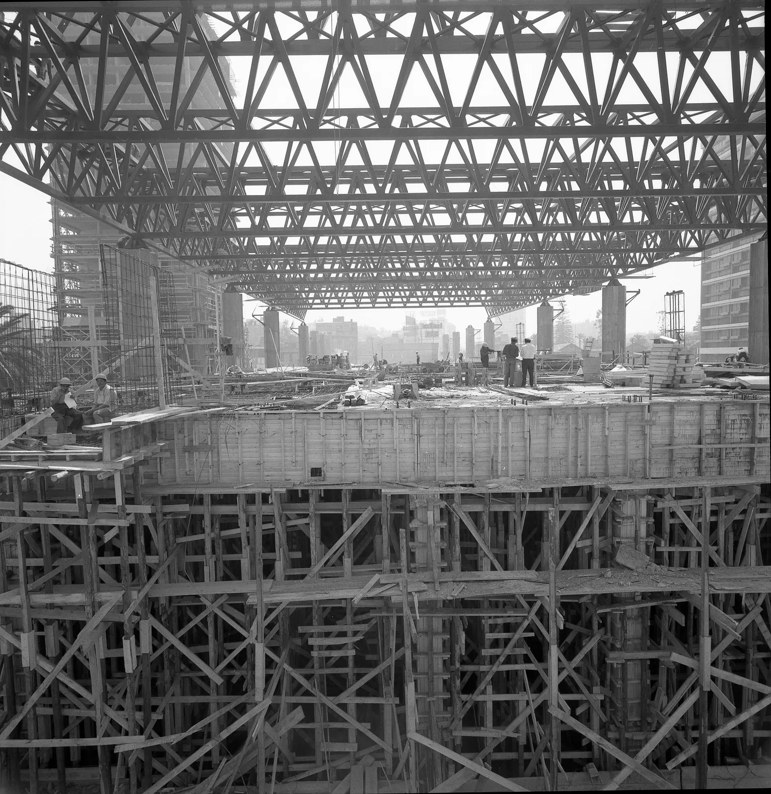 Construcción Edificio Unctad III, Santiago, 1971