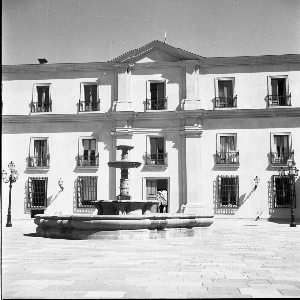 Palacio la Moneda, 1982