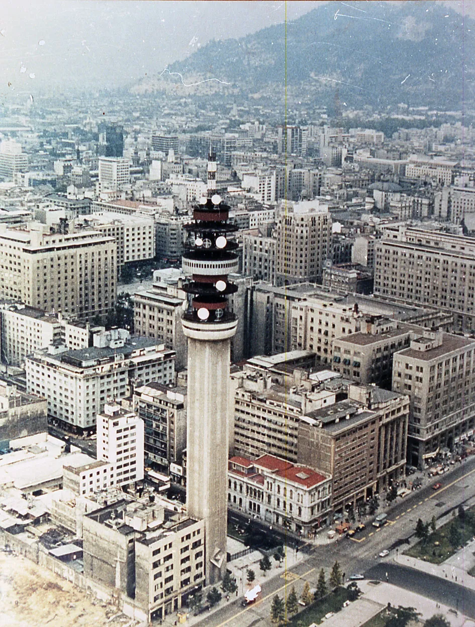 Torre Entel, Santiago, 1990