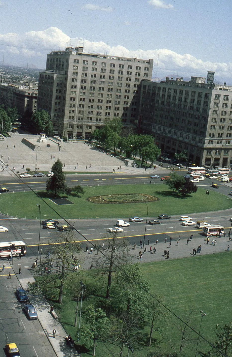 Eje Bulnes desde la moneda, ca 1990