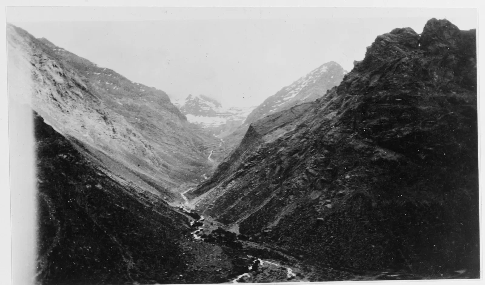 Tren pasando por Chile, 19 de noviembre 1928