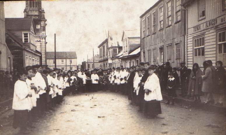 Funeral, Ancud en 1940