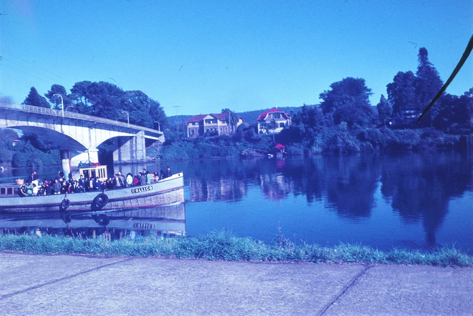Vapor Collico en Valdivia, 1973