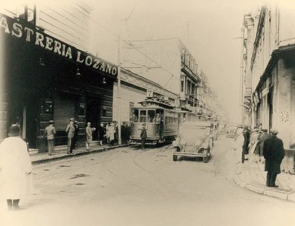 Sastrería Lozano en calle Monjitas, 1929
