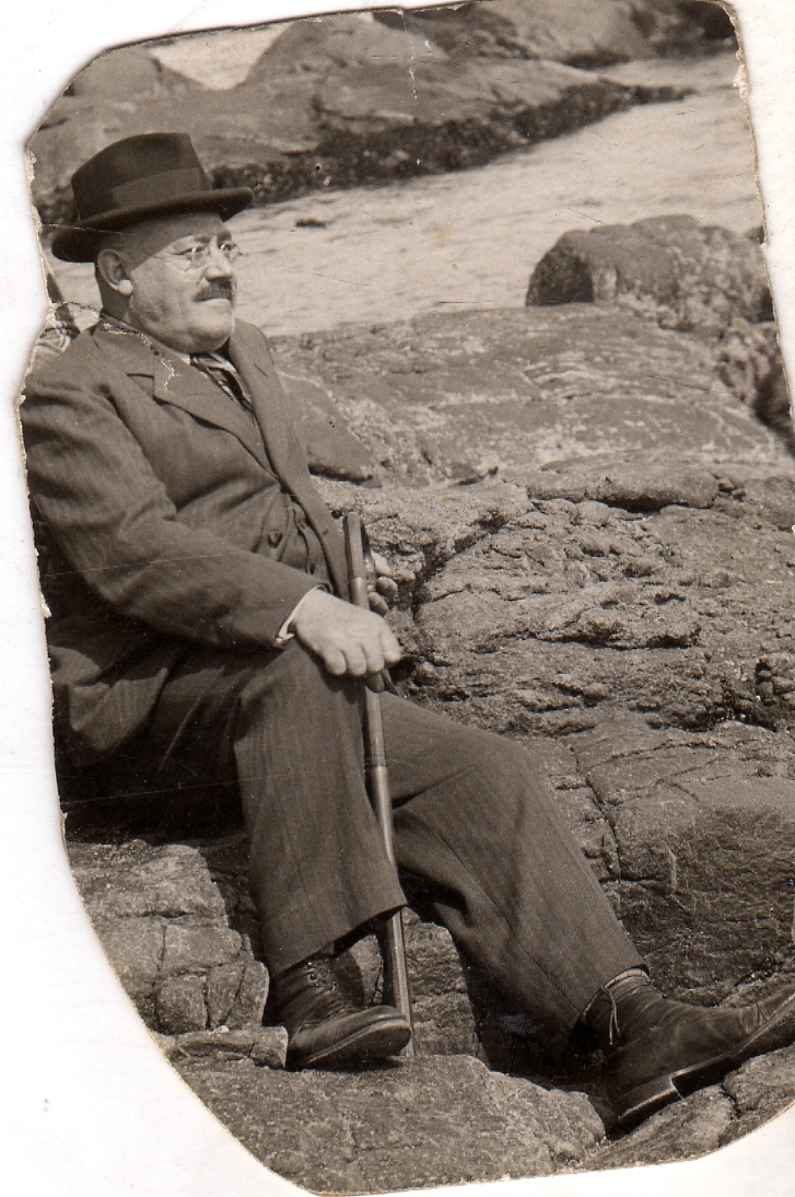 Mi abuelo Tomas Pelaez en Papudo, 1936