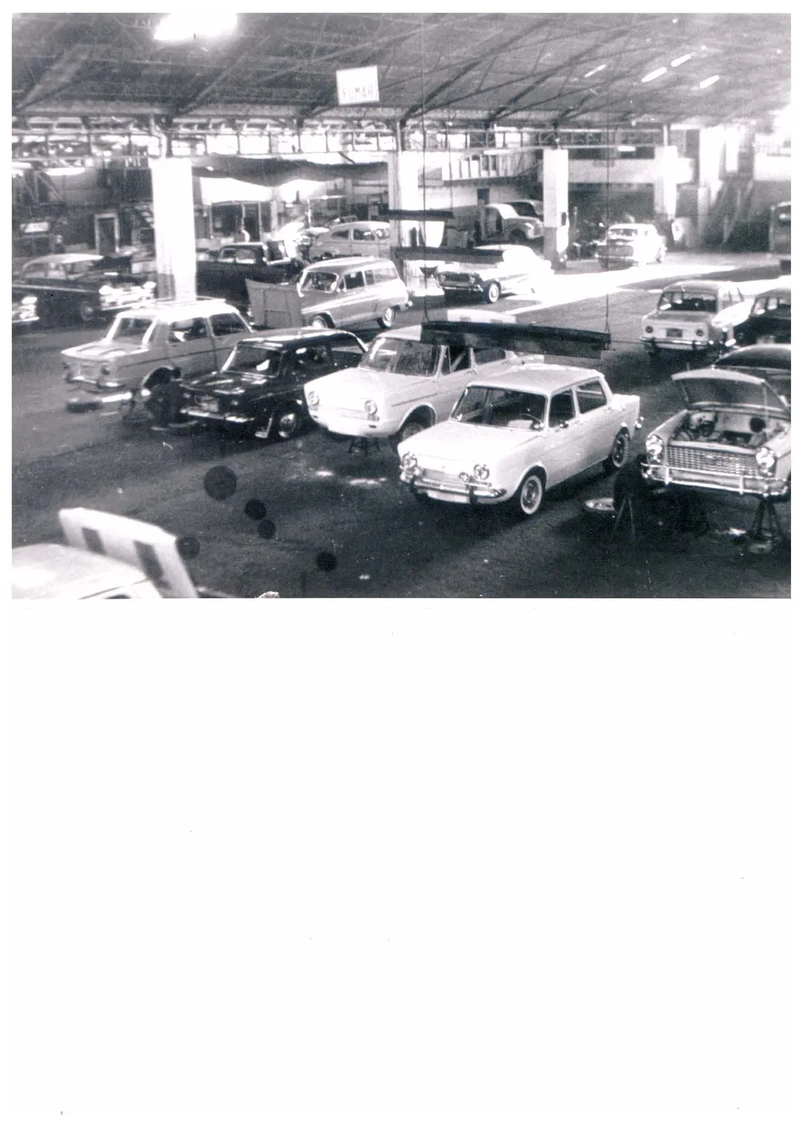 Compraventa y Taller Dieciocho 745, 1965