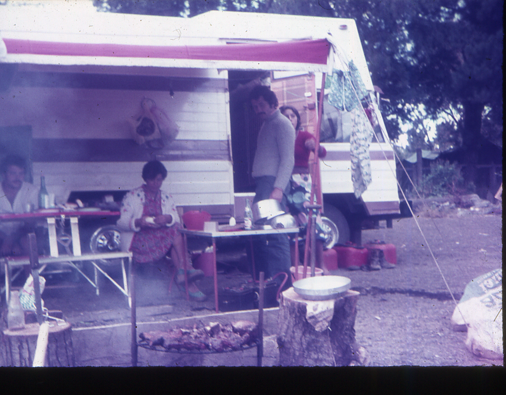 Verano en casa rodante a orillas del Caburgua, 1975