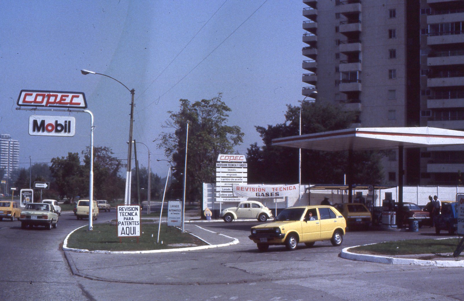 Estación de Servicio Copec, 1980