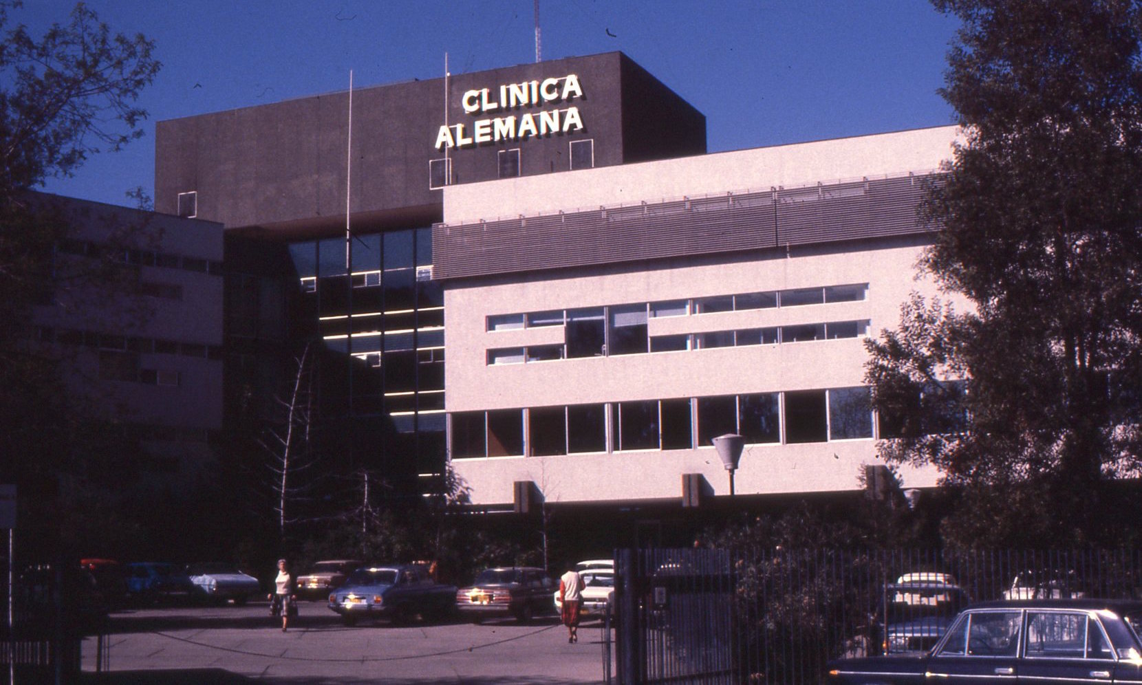 Clínica Alemana, 1980