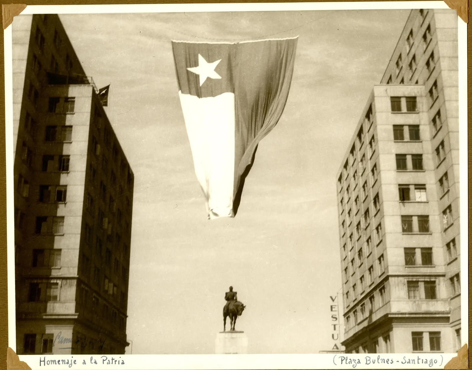 Plaza Bulnes