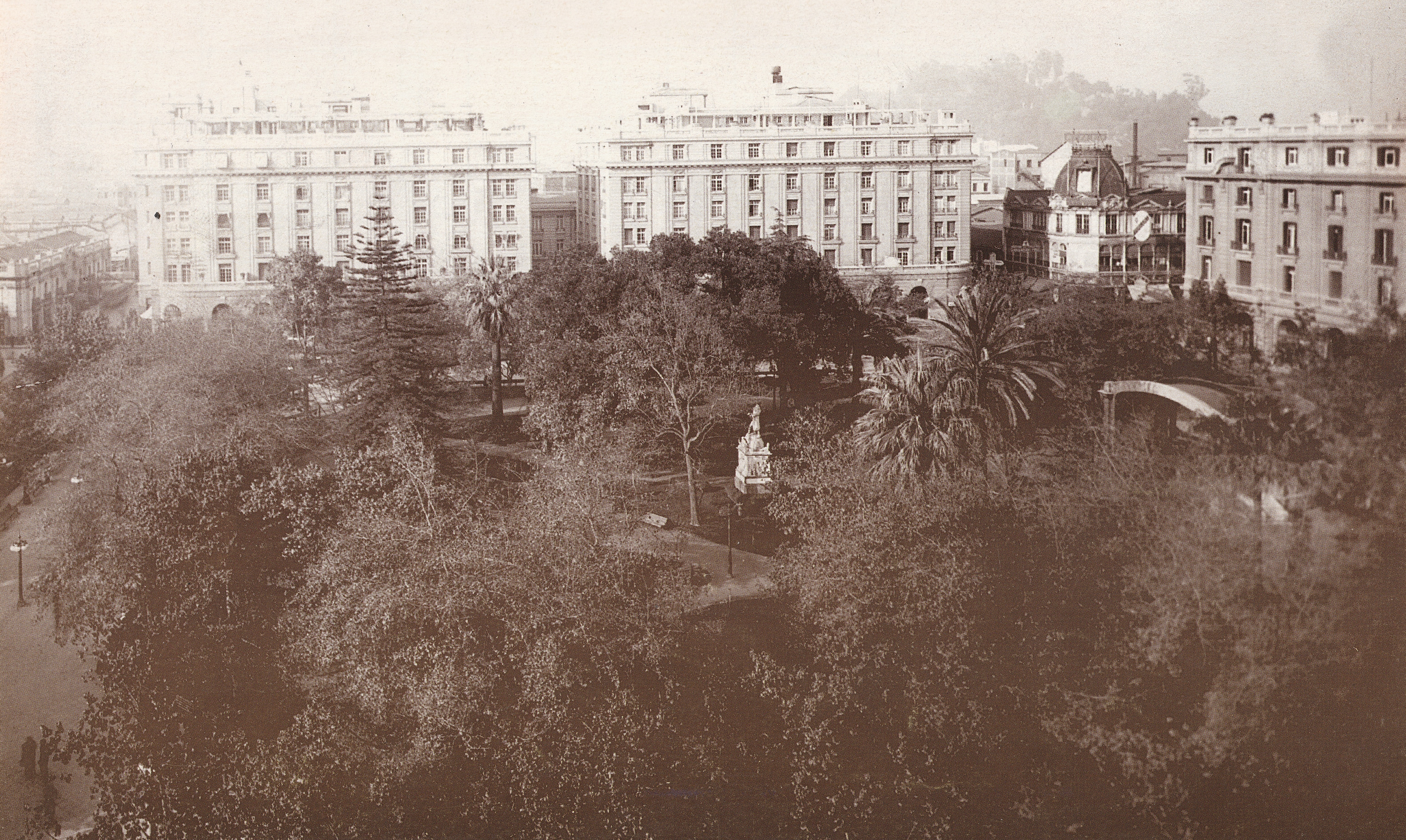 Plaza de Armas en la década de 1930