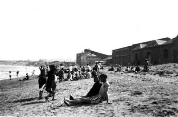 Playa de Punta Arenas en 1937