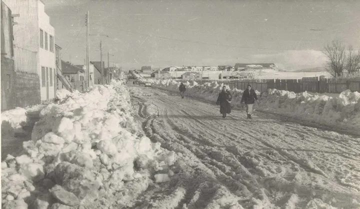 Calle Zenteno de Pta. Arenas en 1958