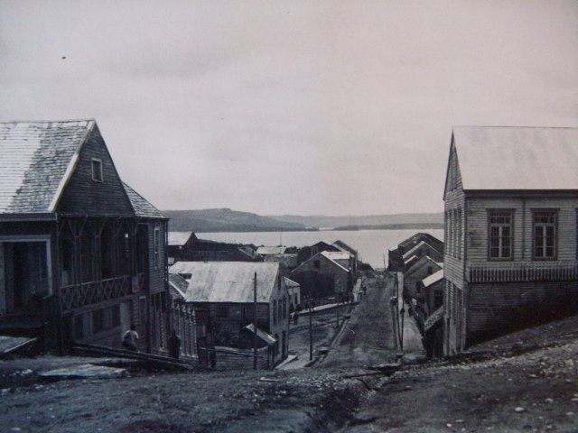 Calle Centenario de Chonchi en 1930