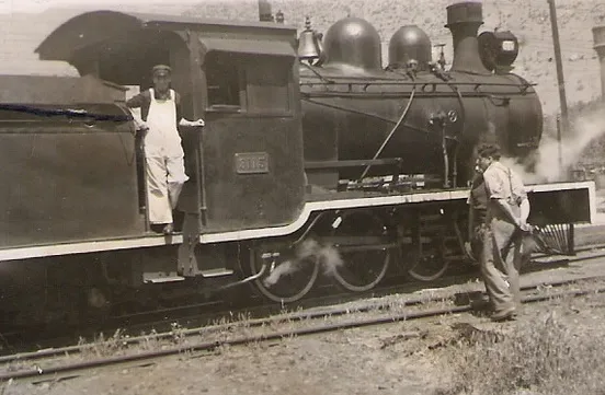 Tren de vapor en antigua estación Guadaba, 1923