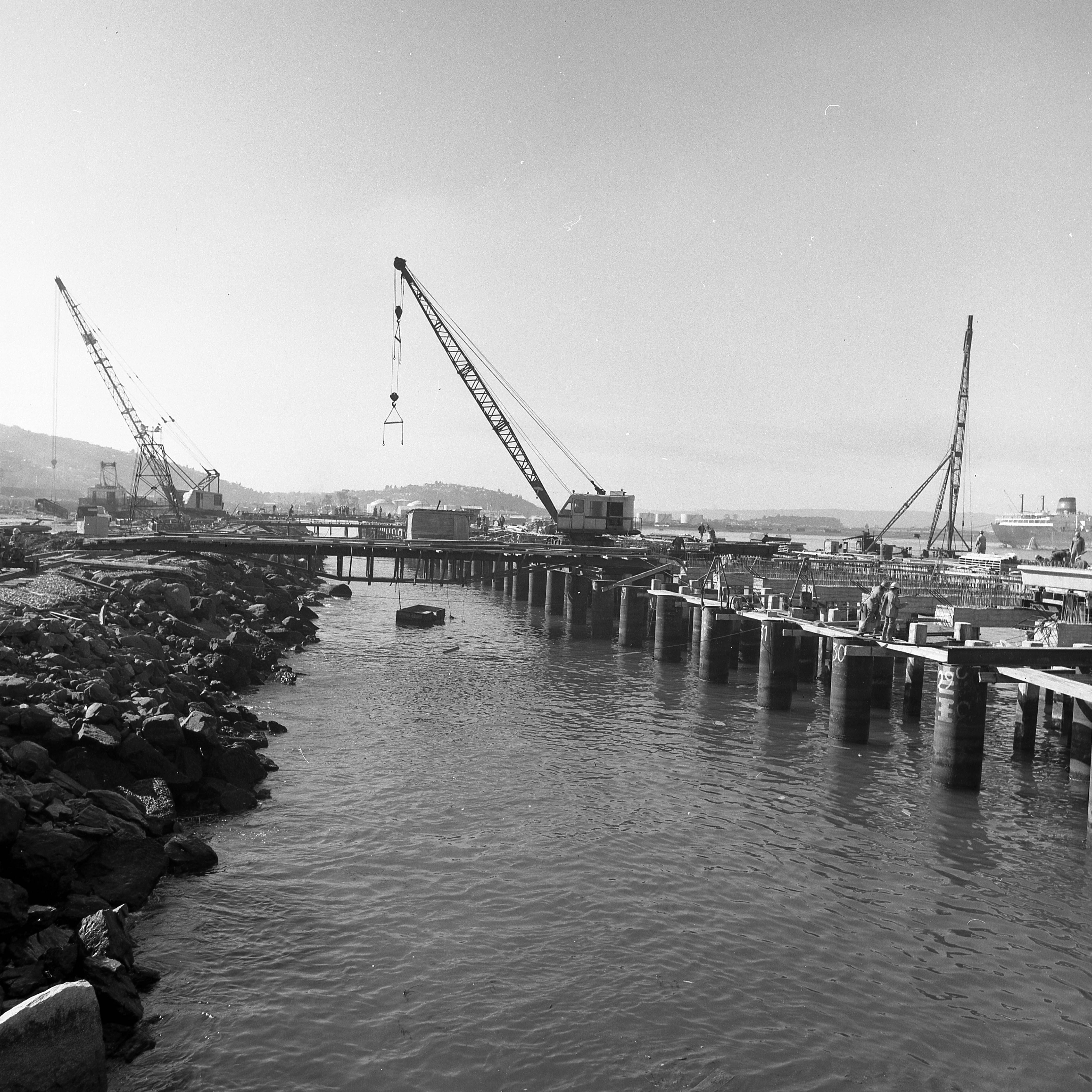 Construcción del puerto San Vicente, 1978