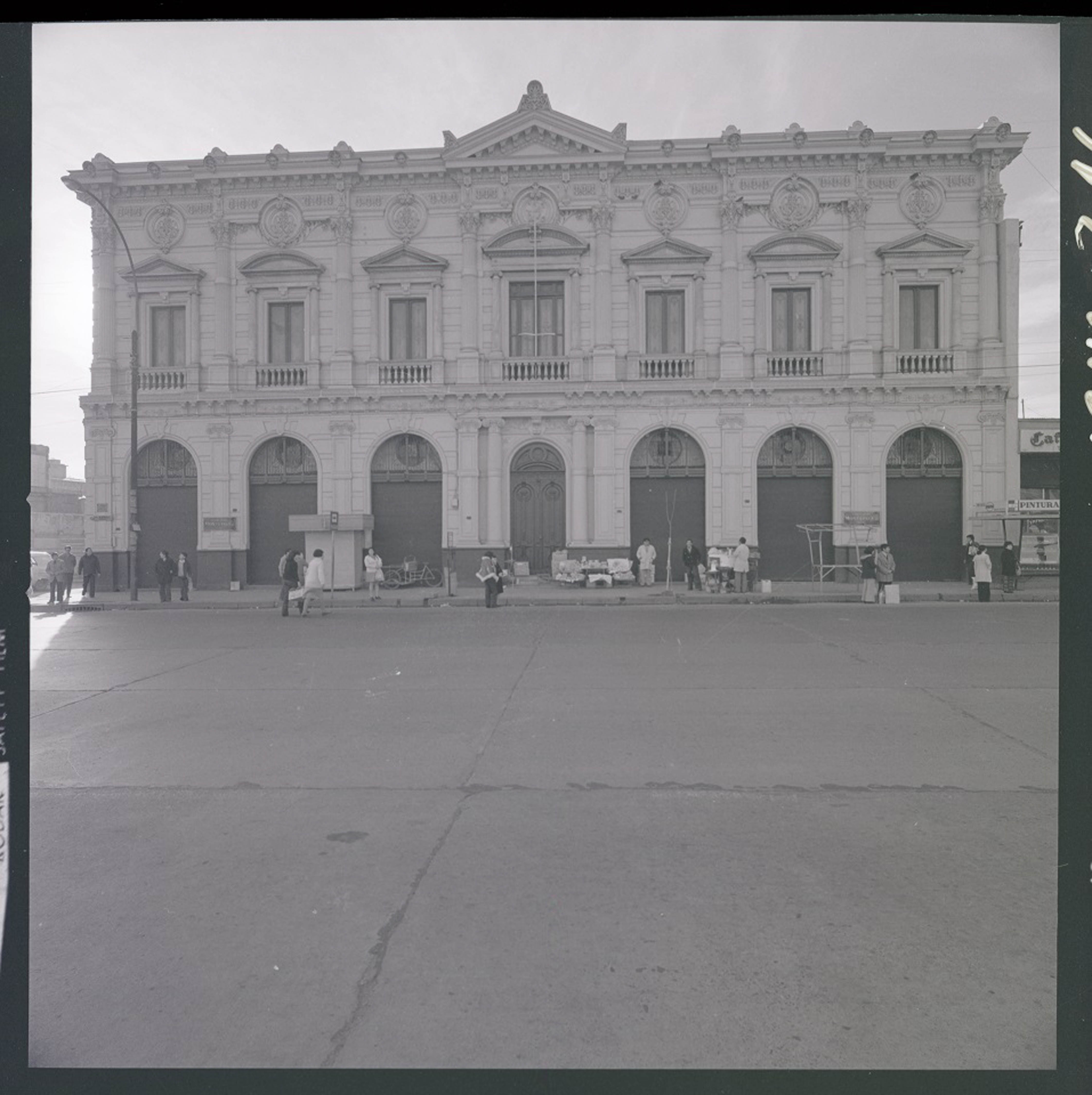 Casa Rivas (Ferretería Montero) en Santiago