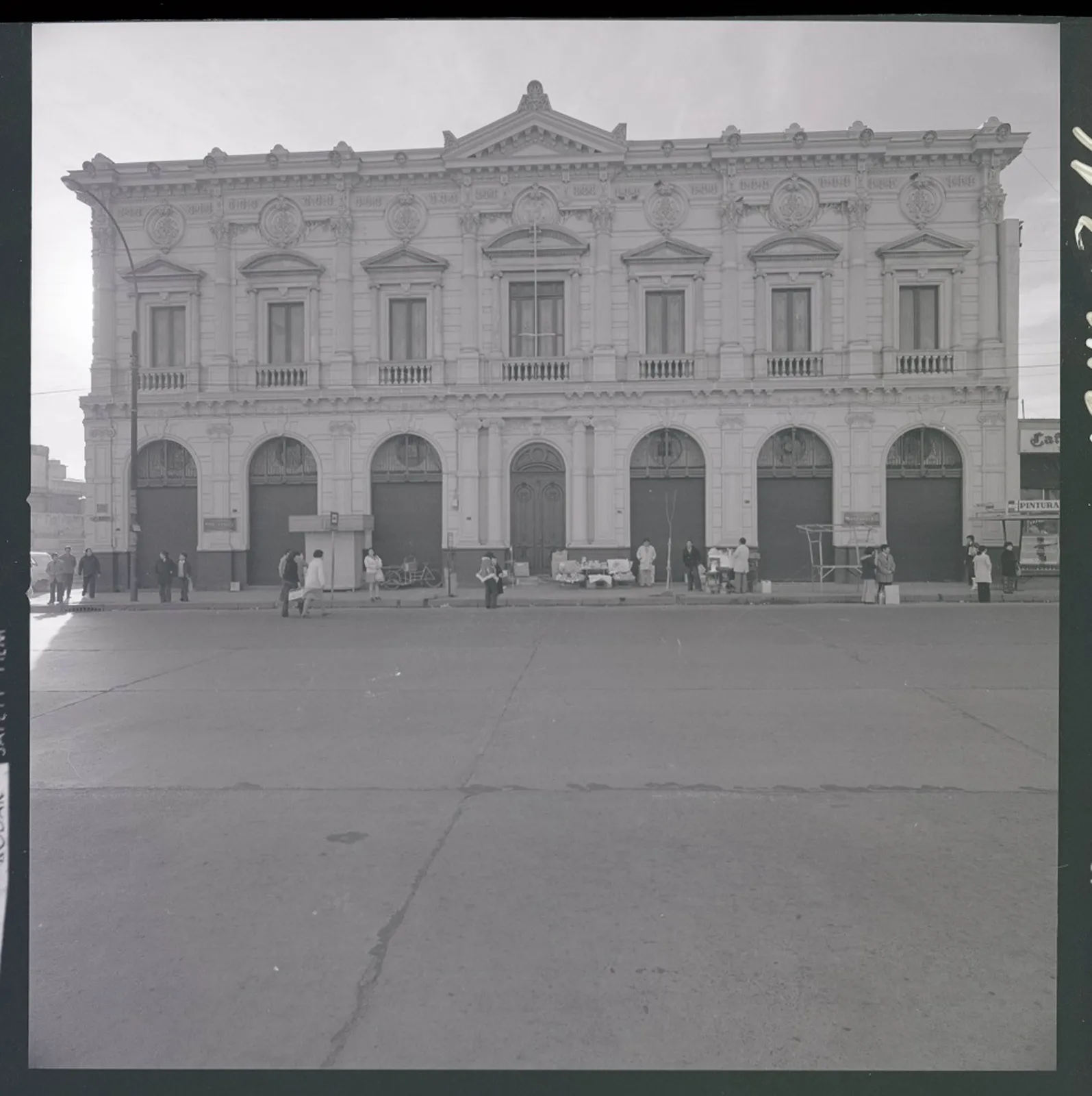 Casa Rivas (Ferretería Montero) en Santiago