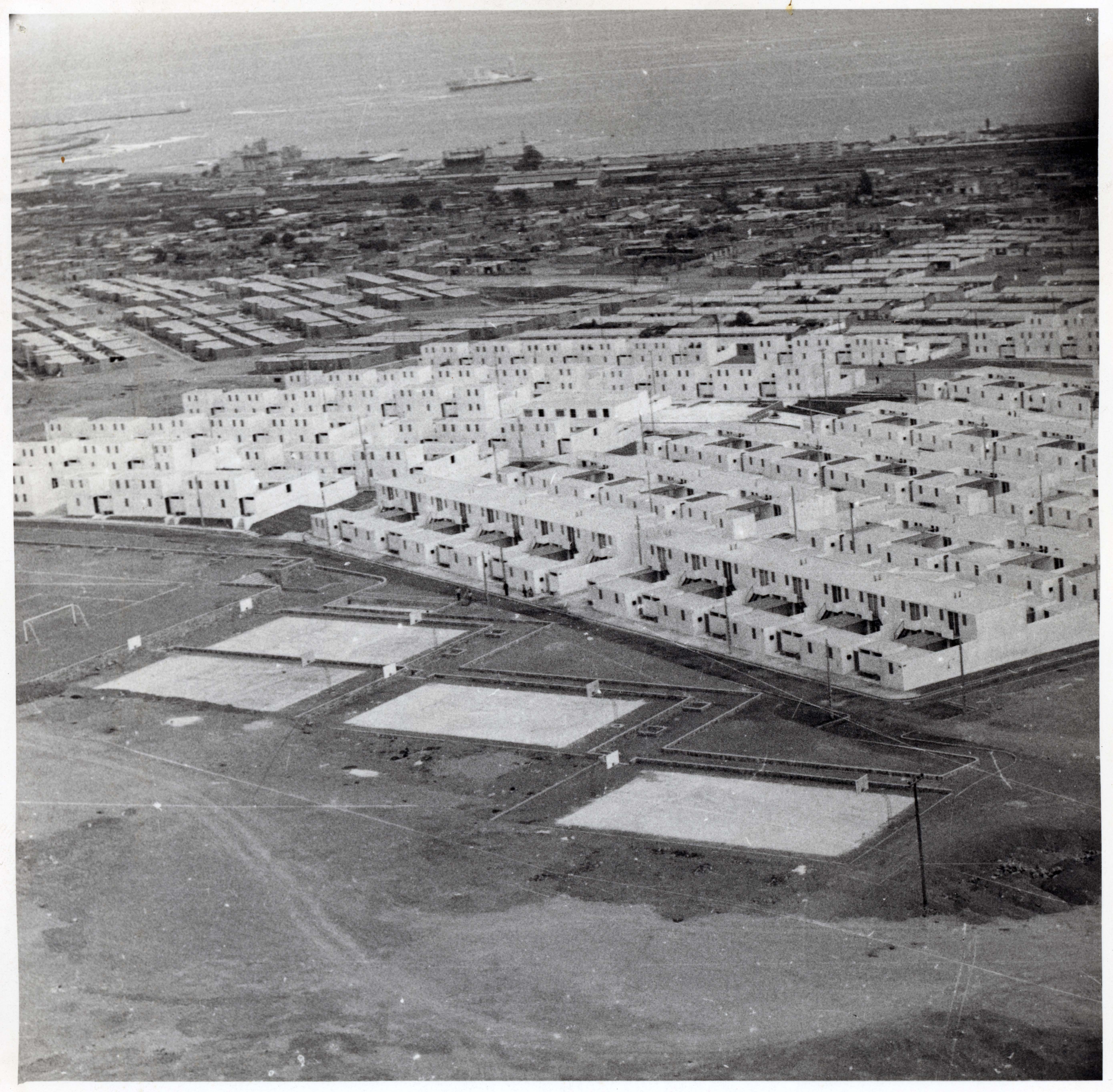 Vista Aérea Conjunto Habitacional Salar del Carmen, Antofagasta, 1963