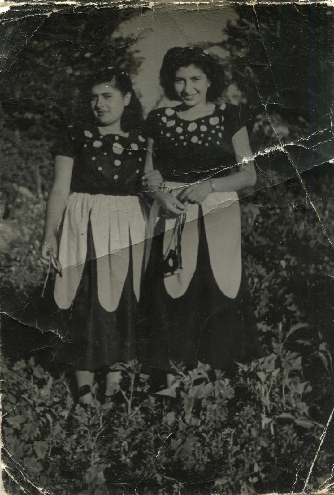 Mujeres en Fiesta de la Primavera, 1940