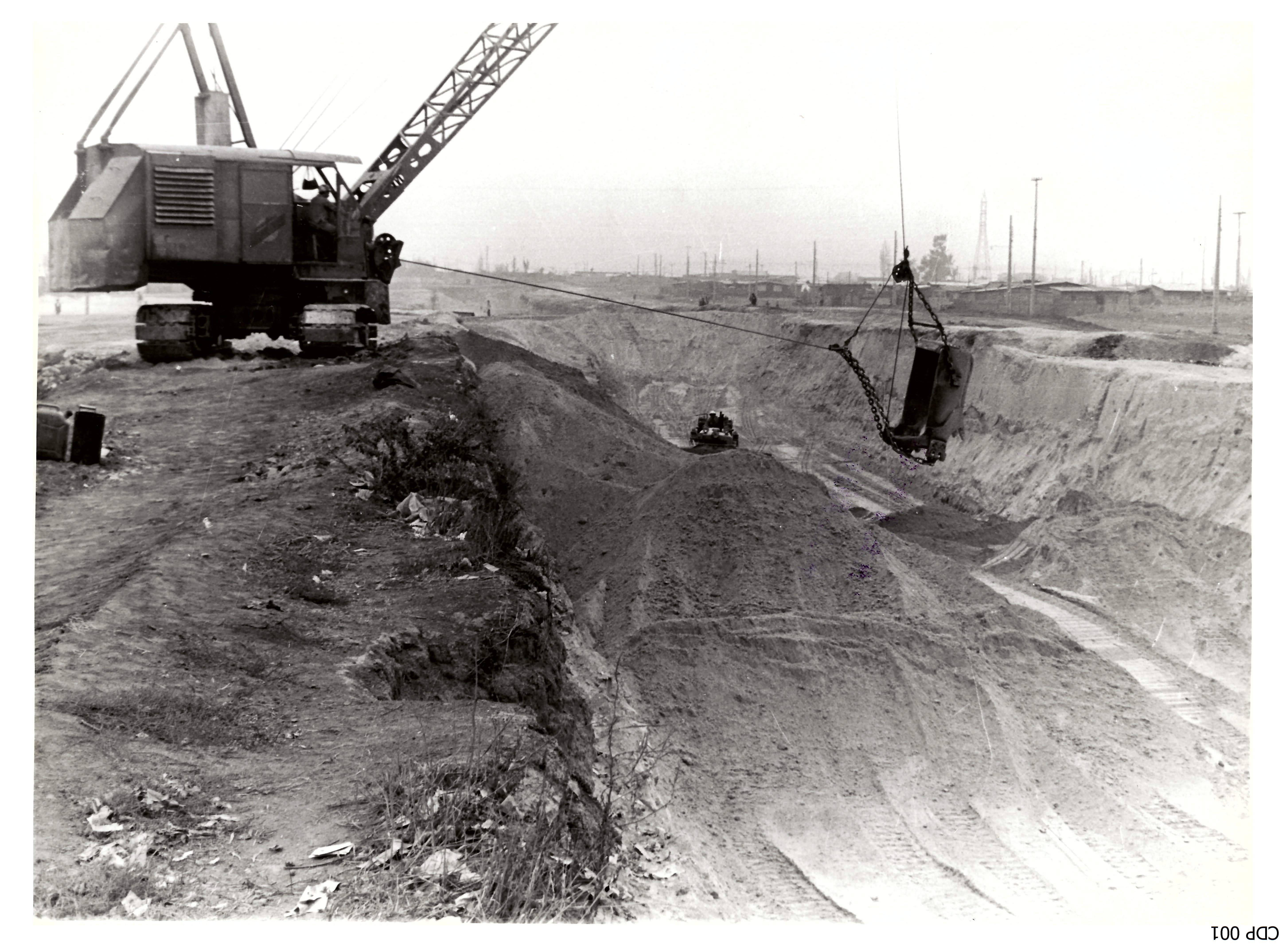 Santiago, Julio, 1971