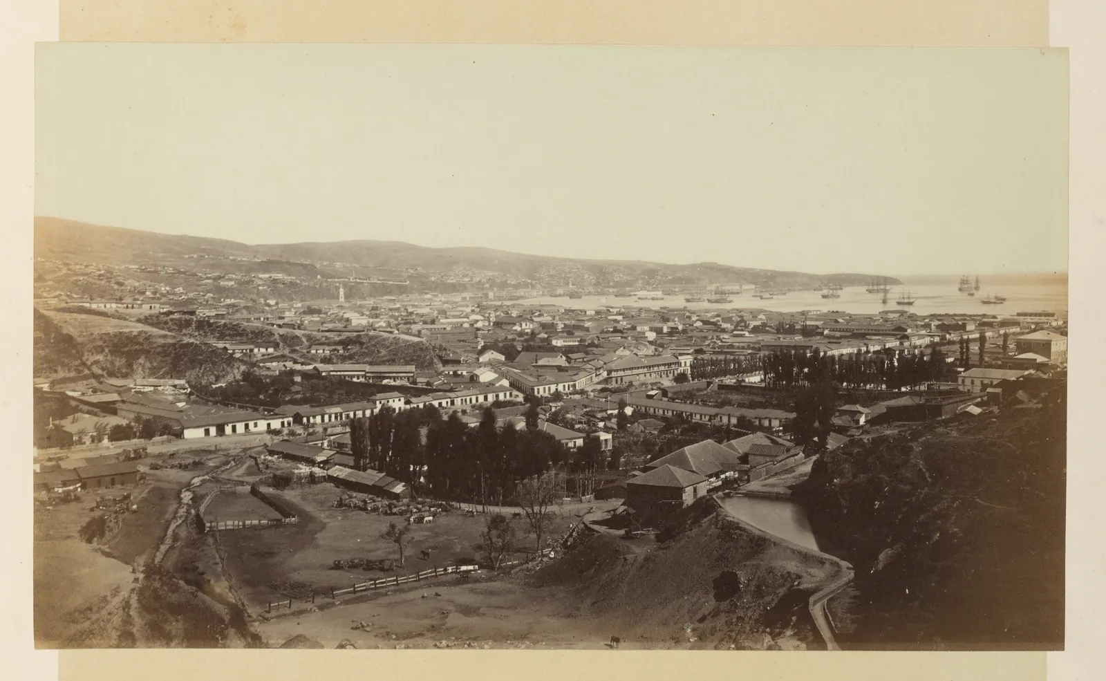 Vista general de Valparaíso, 1868
