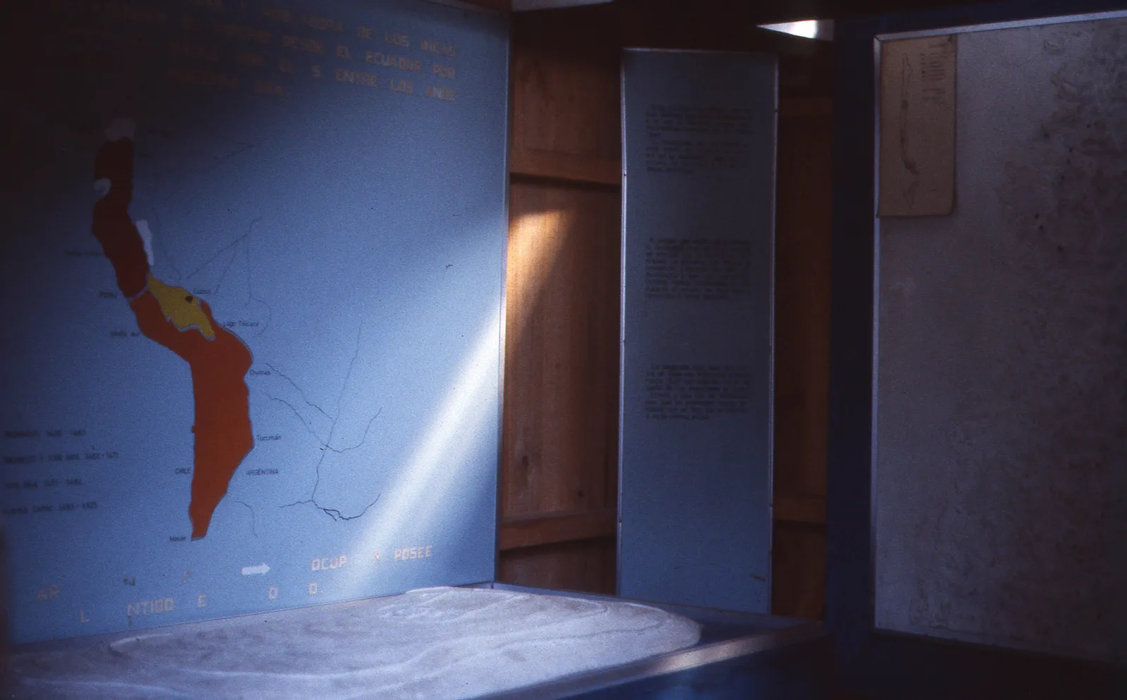 Interior del Museo Pucará de Chena, 1983