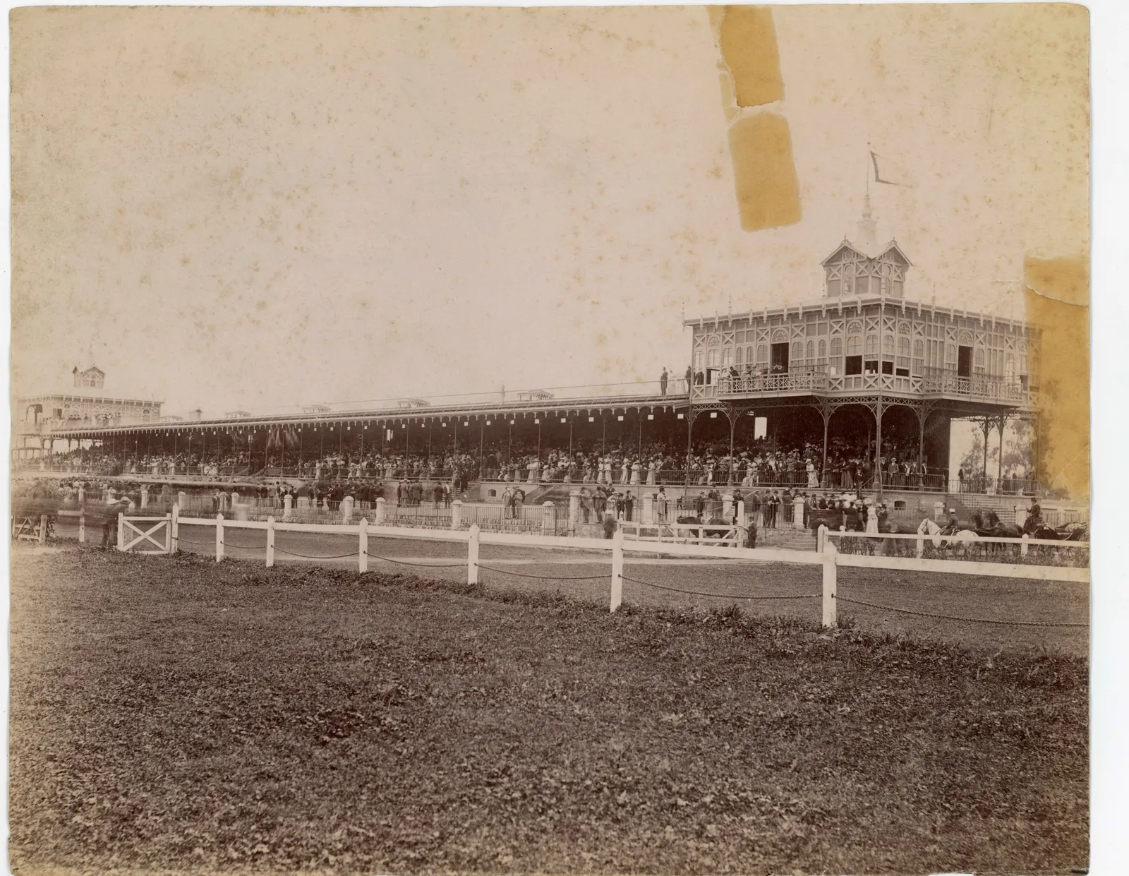 Tribunas del Club Hípico de Santiago, ca. 1904
