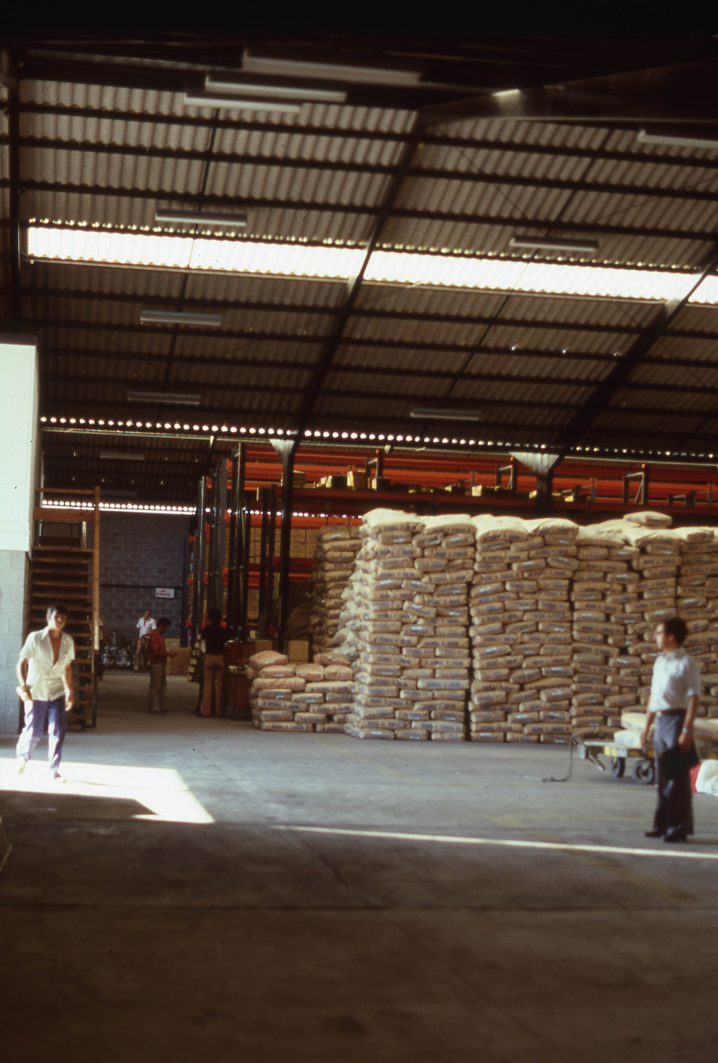 Interior de Galpón, Zona Franca, Punta Arenas, ca. 1980