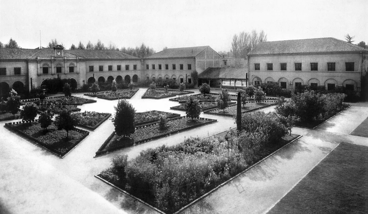 Campus Los Leones USS, ex Santiago College circa. 1940