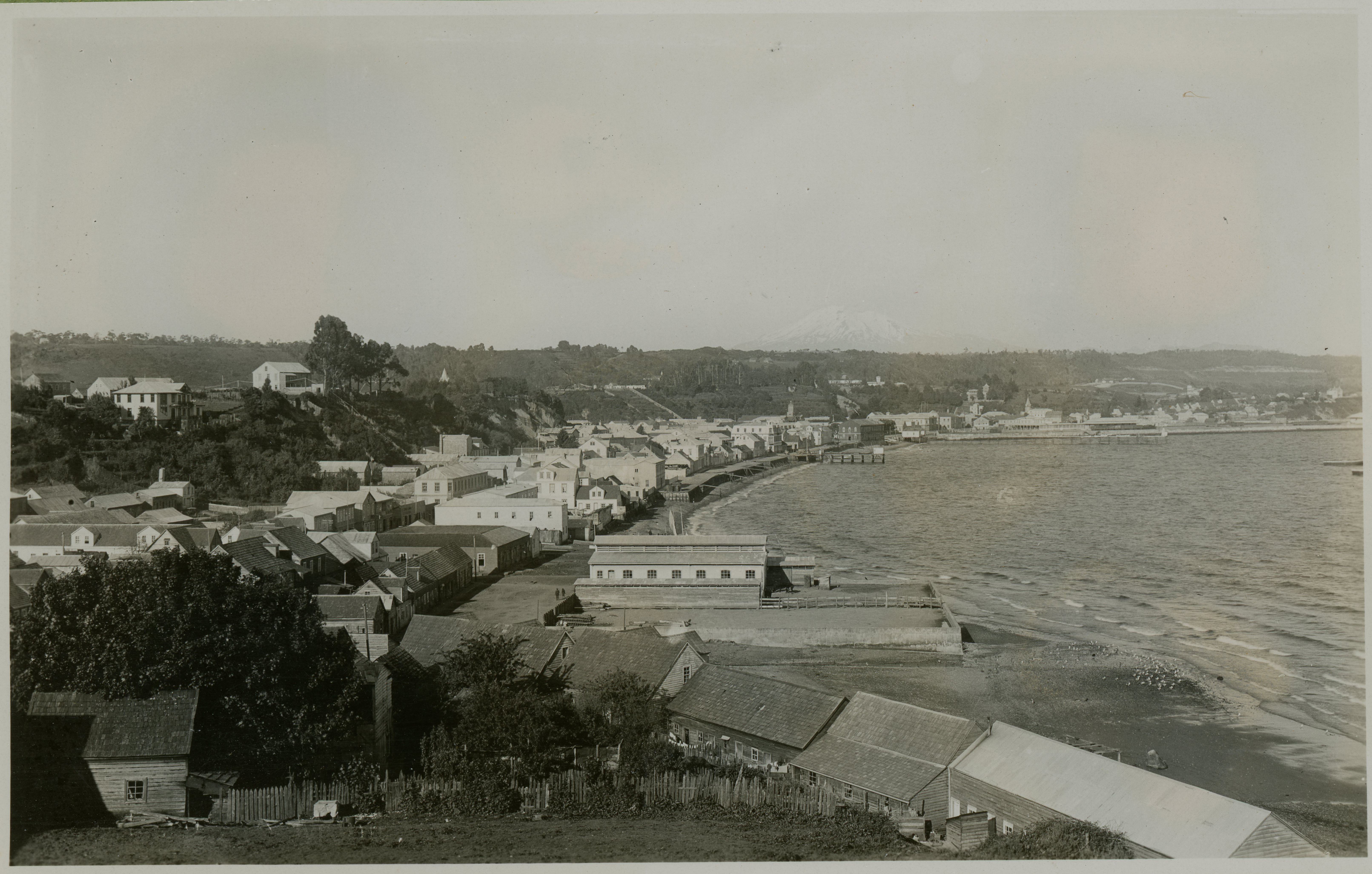 Panorámica de Puerto Montt, ca. 1928