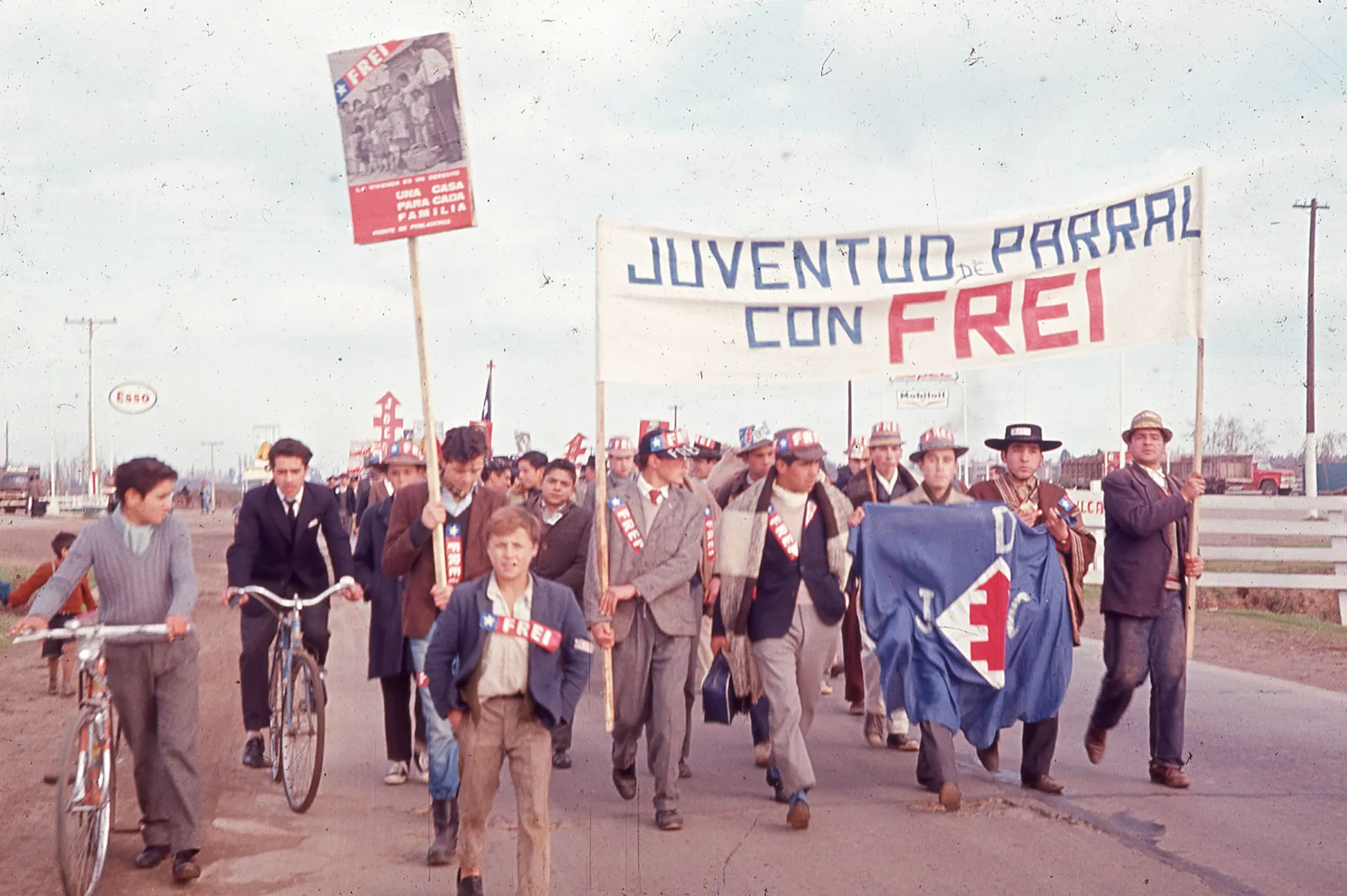 Marcha de la Patria Joven campaña presidencial Eduardo Frei Montalva, 1964