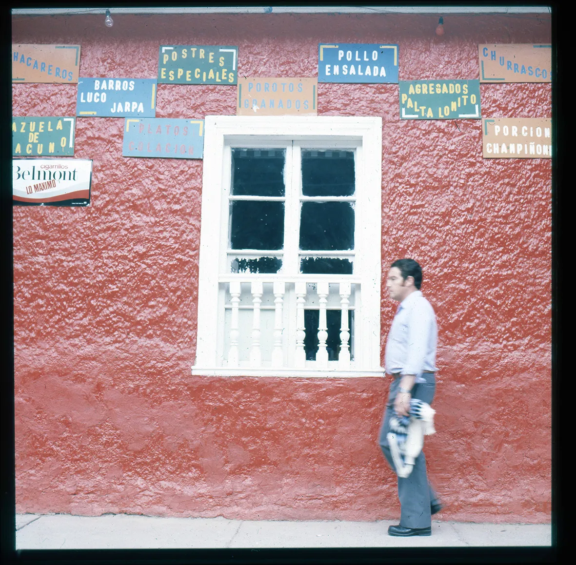 Menú en la pared, San José de Maipo, Región Metropolitana, Chile, 1950 - 1965