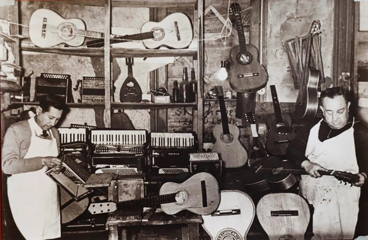 Interior de Casa Amarilla, ca. 1950
