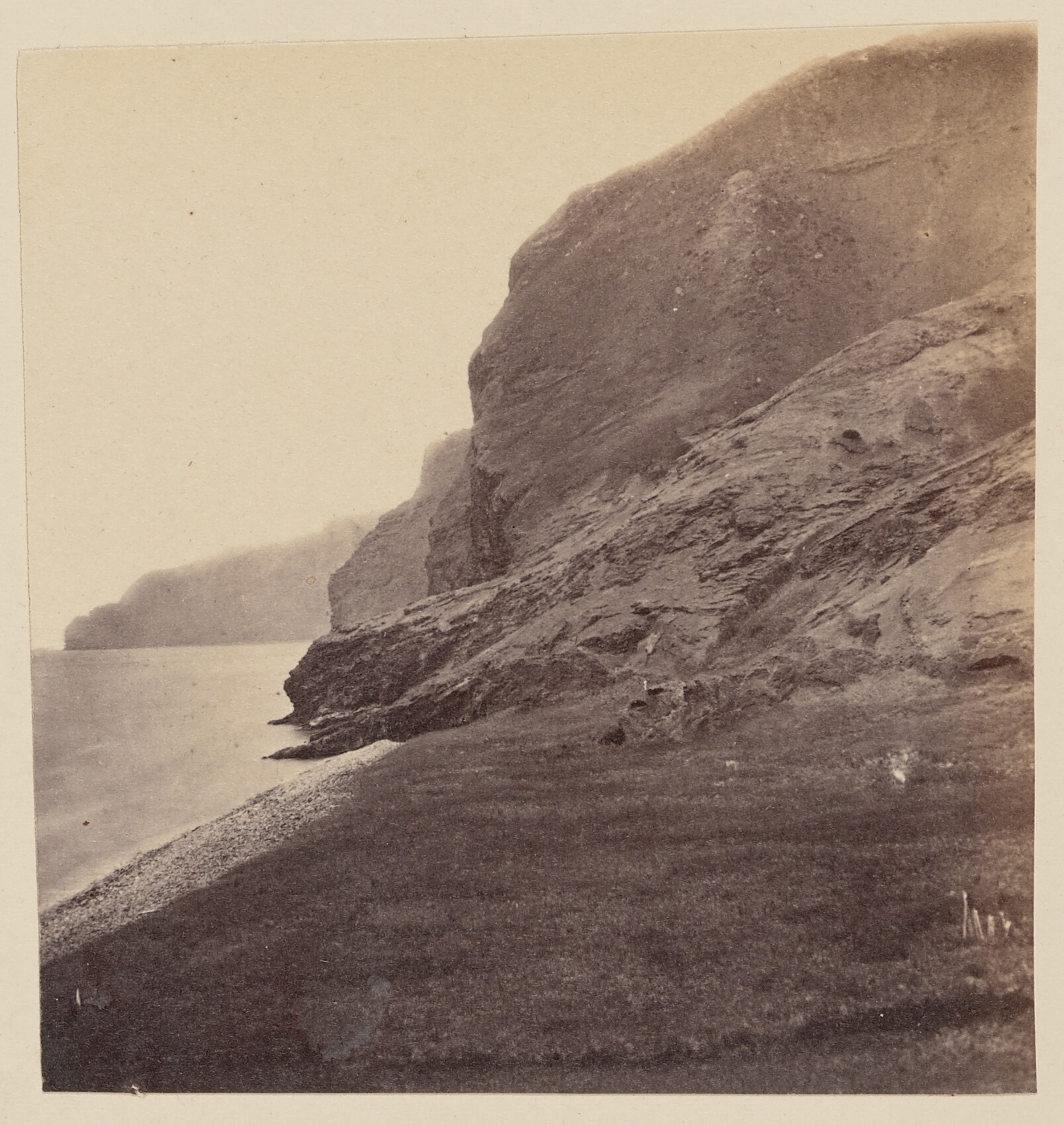 Vista de la costa y bahía oeste, Isla Robinson Crusoe, 1860