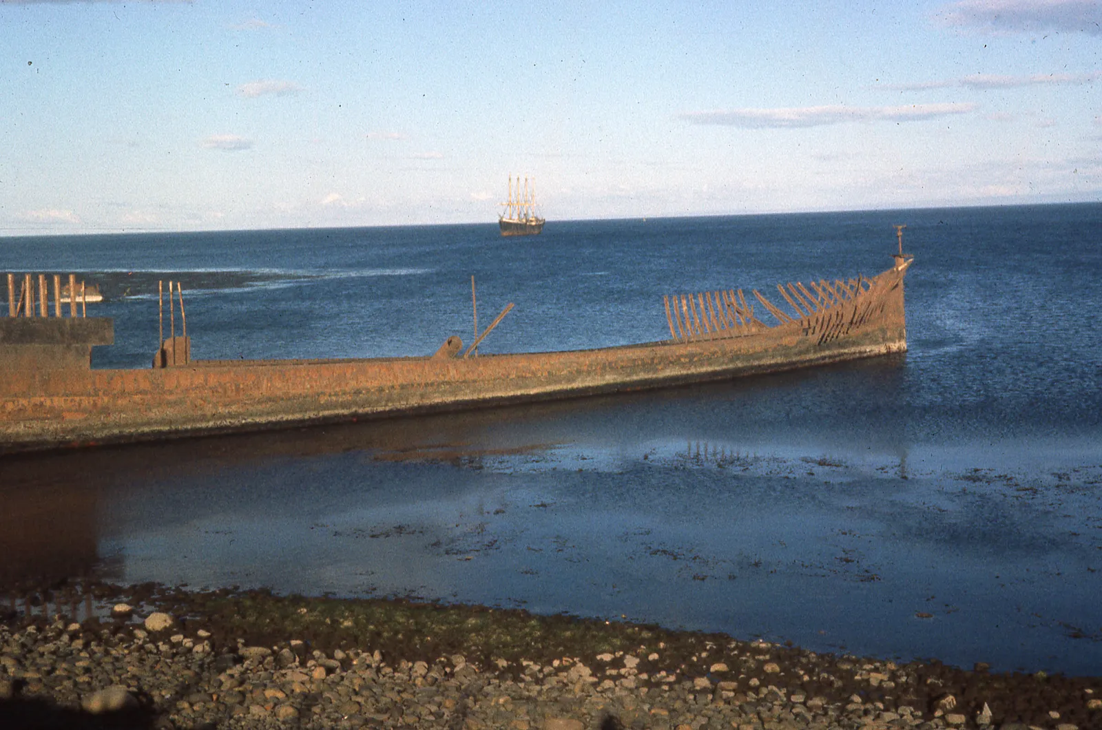 Armadura de barco en el Estrecho de Magallanes, 1962
