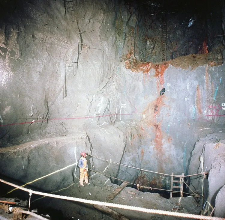 Interior de la mina El Teniente Codelco, 1984