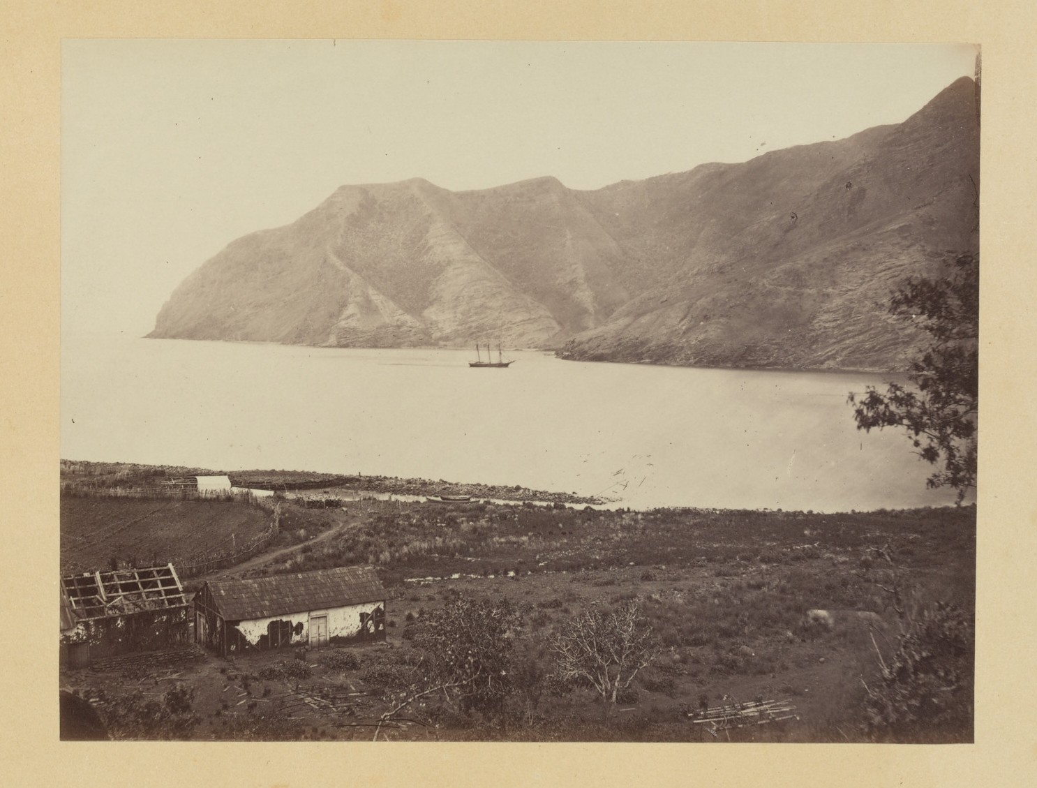 Bahia Cumberland, Isla Robinson Crusoe, Juan Fernández, 1868
