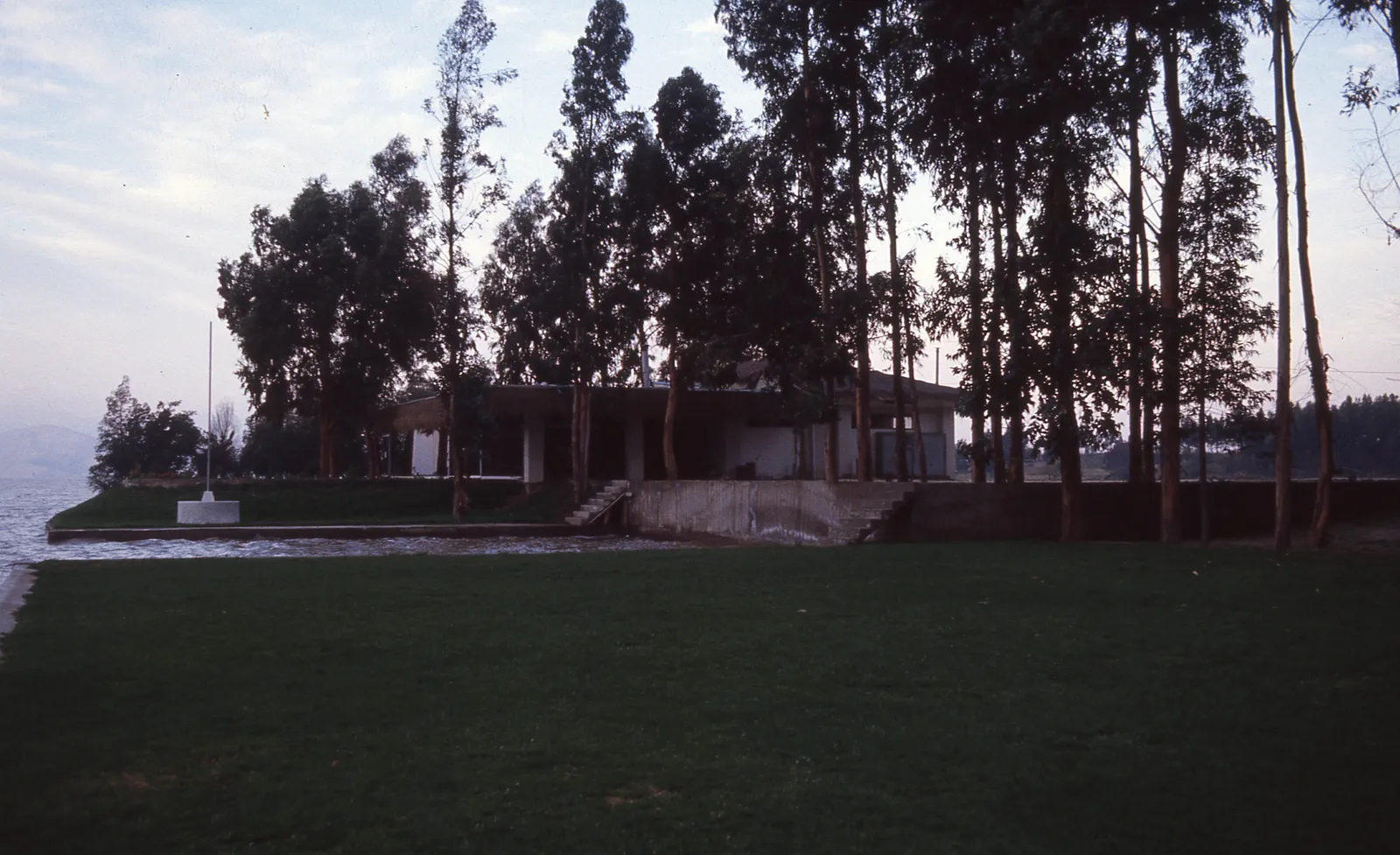 Hostería Bahía Escorpios, Rapel, 1983